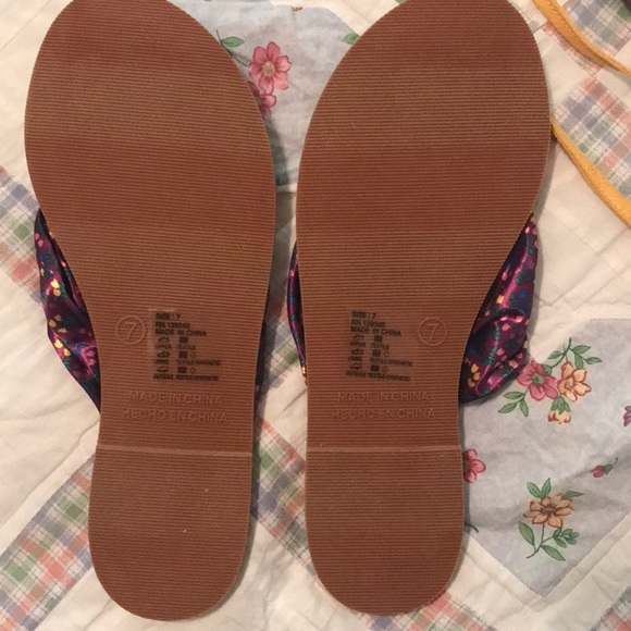 Matilda Jane flip flops NWT - Picture 3 of 8